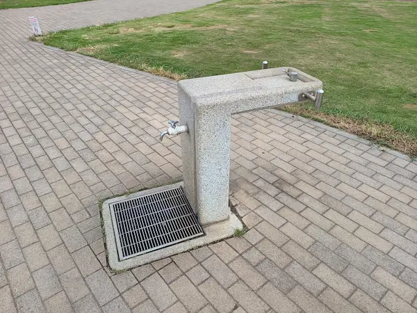 公園内の水道
