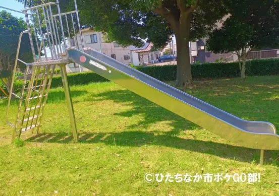 すべり台