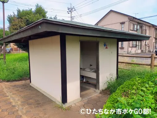 共用の公衆トイレ