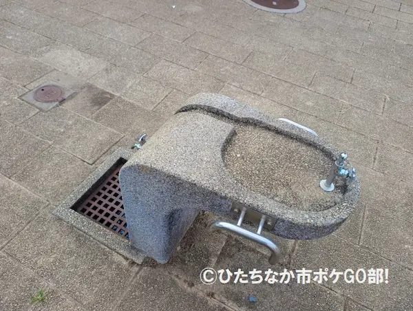 水道(いこいの広場)